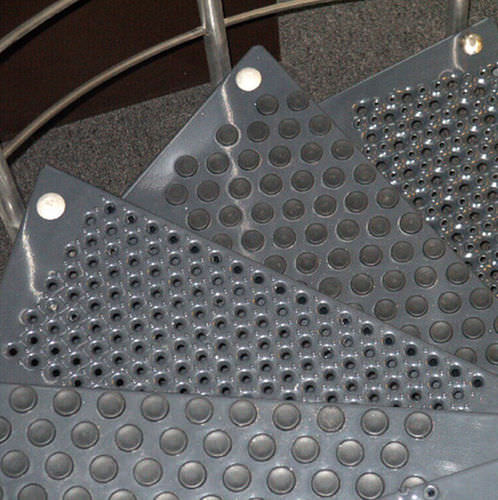 Degrau de escada - Maxi 1200 mm - Graepel