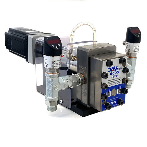 Bomba de dosagem volumétrica - GP 10 - DAV TECH Srl - de engrenagem / de óleo / para colas e adesivos