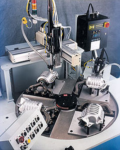 Mesa divisora acionada por motor - Visumatic Industrial Products - motorizada