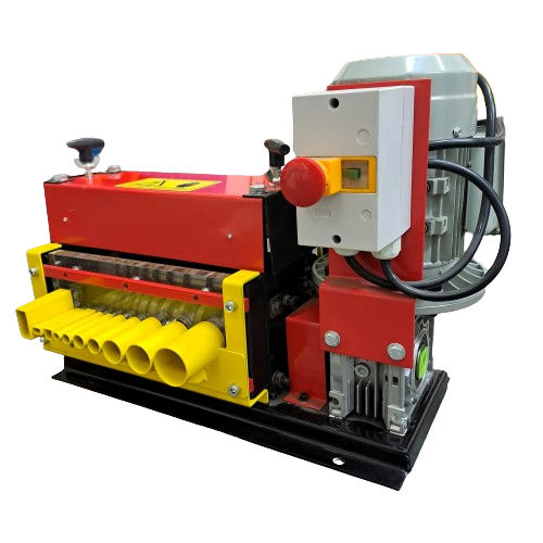 Máquina desencapadora de cabos elétricos - SB 40 - Torneria Bergamini - com faca rotativa / elétrica