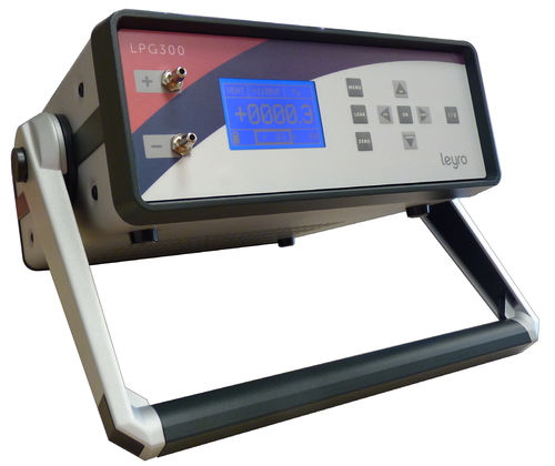 Controlador de pressão para calibração da pressão - LPG 300  - Leyro Instruments - baixa pressão