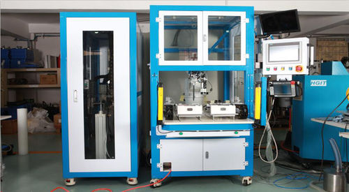 Dosador para espumas de PU - HGIT Dalian Huagong Innovation Technology Co., Ltd - volumétrico / automático / robótico