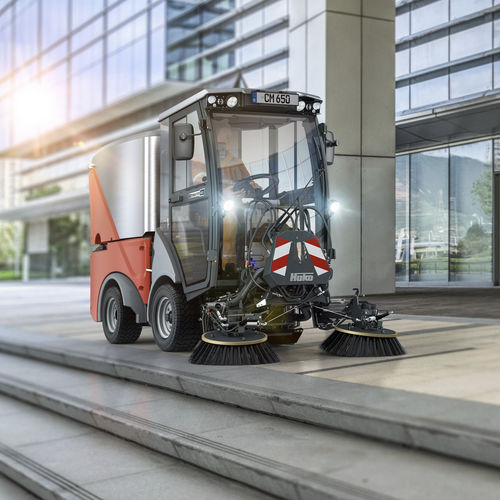 Varredeira para operador a bordo - Citymaster 650 - HAKO - para montagem em veículo / com motor de combustão interna / para ambiente externo