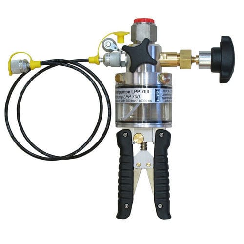 Bomba de calibração hidráulica - LPP-700 - DRUCK & TEMPERATUR Leitenberger GmbH - manual / para geração de pressão