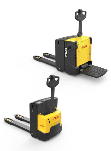 Transpaleteira elétrica - PAL series - TCM Forklifts - para operador a bordo em pé / 24 V / de transporte