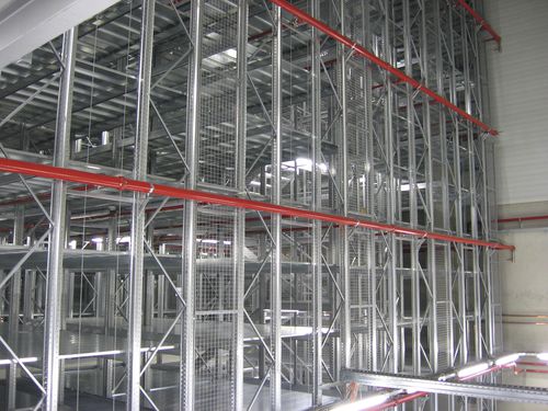 Sistema de armazenamento com prateleiras - P90 - DEXION - de armazenamento plano / dinâmico / regulável