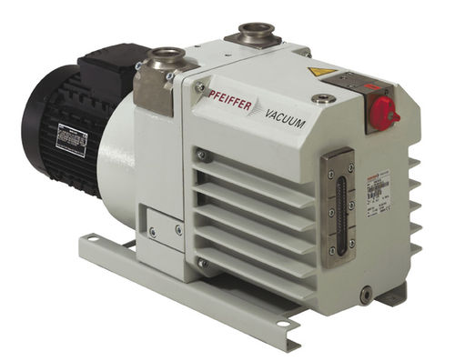 Bomba de vácuo de palhetas rotativas - Duo 65/M series - Pfeiffer Vacuum+Fab Solutions - lubrificada / de dois estágios