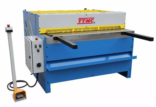 Guilhotina manual - Q11-3x1250  - Tengzhou Tri-Union Machinery Co., Ltd. - para metais / guilhotina / motorizada