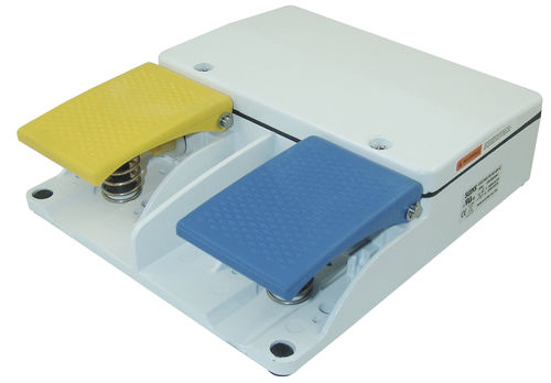 Interruptor de pedal de controle - FSC-62 - SUNS - com potenciômetro / duplo / à prova de água