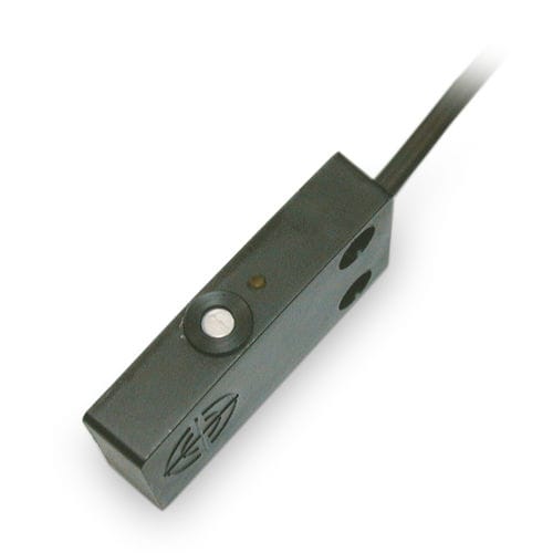 Sensor de proximidade capacitivo - BERNSTEIN AG - retangular / em material plástico / robusto