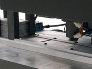 Máquina de marcação a laser - Geo. T. Schmidt - para metais / de bancada / automática