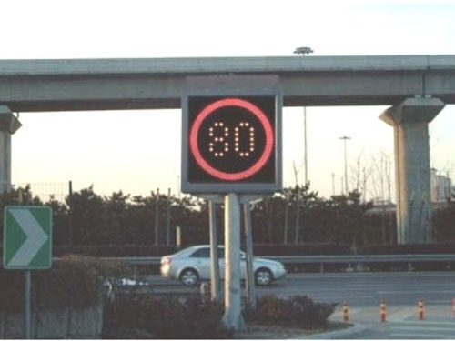 Painel de limitação de velocidade variável - CE/FCC/EN12966/YHT-SLS-M1/M2 - Yaham Optoelectronics Co., Ltd - de LED