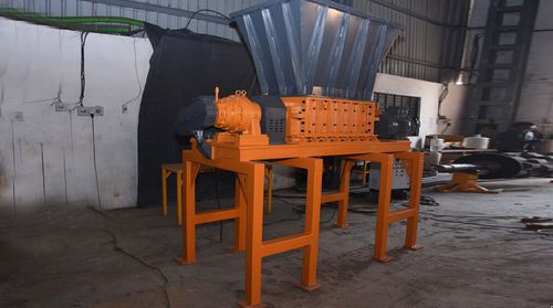 Triturador primário - SR-40 - FORNNAX TECHNOLOGY PVT LTD - de dois veios / para resíduos alimentares