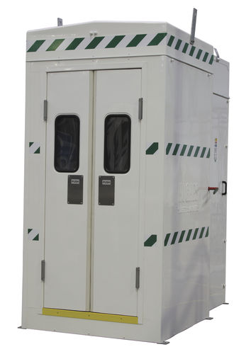 Cabine de chuveiro de piso - MPC-H-2GS/11KS - Hughes Safety Showers - com lava-olhos / com proteção contra congelamento / para ambientes perigosos