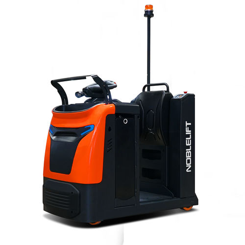 Trator para operador a bordo em pé - T30N/50N - Noblelift Intelligent Equipment Co., Ltd. - elétrico / com rodas / rebocador