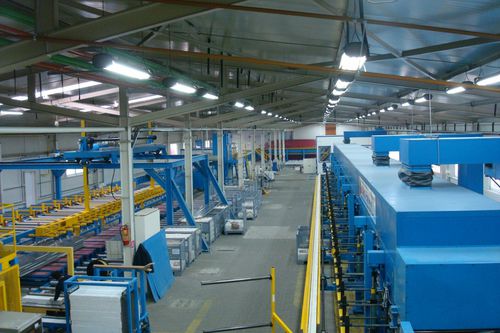 Linha de produção de painéis sanduíche - KINDUS - de painéis sanduíche de PUR / automática / contínua