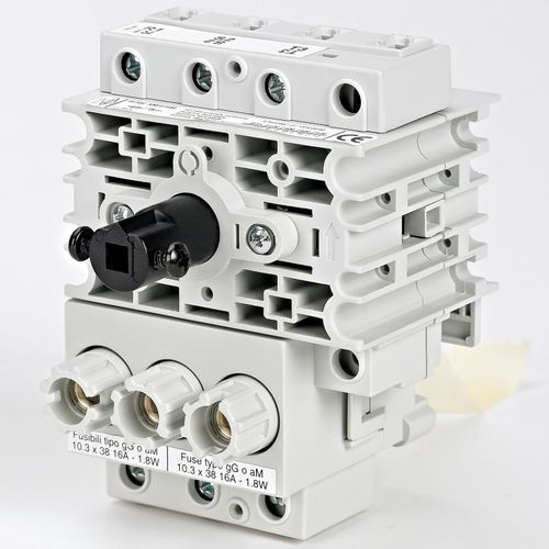 Chave seccionadora de baixa tensão - XNF0164BK6 - BREMAS BETTER SWITCHES - 4 polos / CA / para trilho DIN