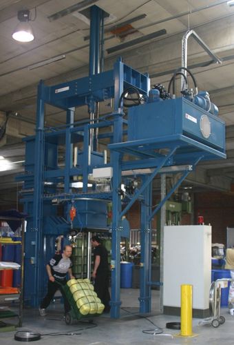 Prensa enfardadeira para têxteis - NDG - Valvan Baling Systems NV - vertical / com abertura frontal / de alta velocidade