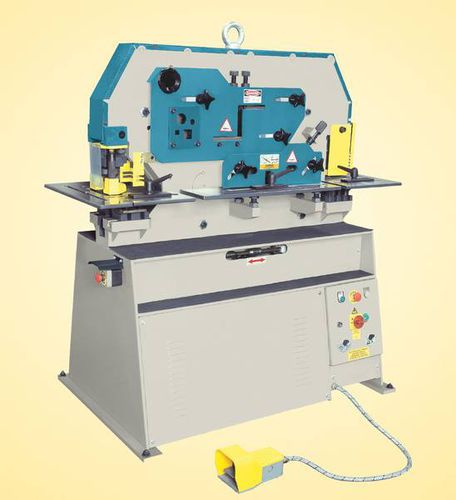 Tesoura puncionadeira semiautomática - HKM60 - hebö Maschinenfabrik GmbH - hidráulica / para chapas / entalhadeira