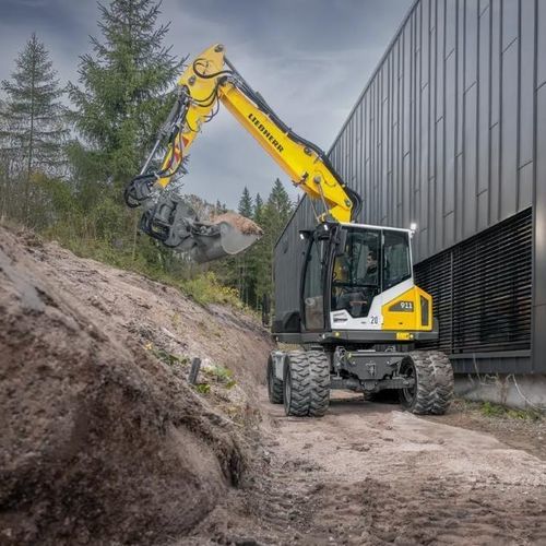 Escavadeira de médio porte - A 911 - Liebherr Excavators - de esteiras / a diesel / para construção civil