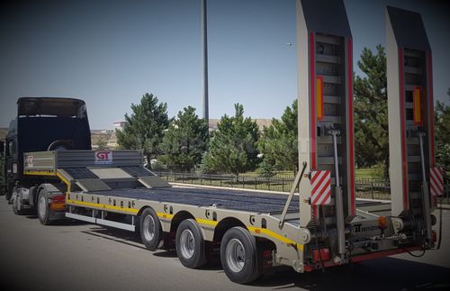 Semirreboque prancha - Gt Semi Trailers - ultrarrebaixado / com 3 eixos / de arrasto