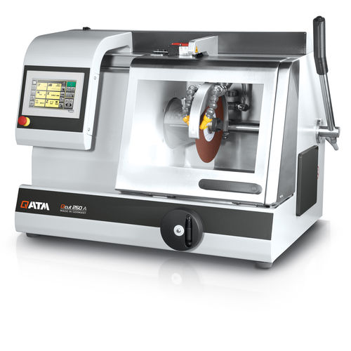 Máquina de corte com faca rotativa - Qcut 250 A - QATM - para metalografia / compacta / de bancada