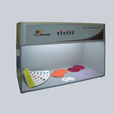 Cabine de luz de visionamento de cores - G210N7 - SDL ATLAS