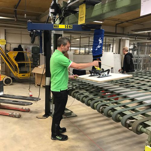 Guindaste de coluna - TAWI - 360° / com braço articulado / de elevação