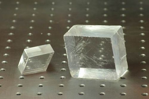 Cristal em fluoreto de cálcio (CaF2) - Union Optic Inc. - birrefringente / para laser