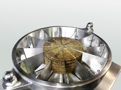 Máquina porcionadora de queijo de lâmina - Blade cheese cutting machine - FIBOSA - semiautomática