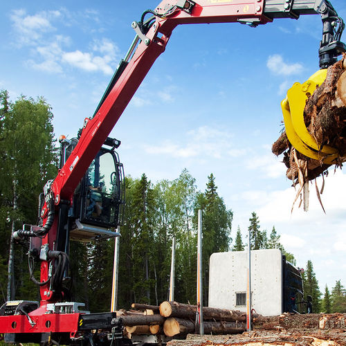 Grua florestal com lança articulada - 1088S series - Hiab - montada em caminhão