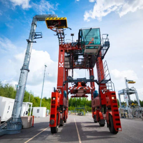 Transportador de contêineres "straddle carrier" para contêineres - AutoStrad™ - Kalmar - elétrico / a diesel