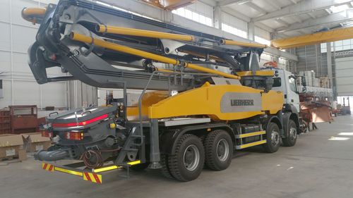 Caminhão com bomba de concreto - 41 M5 XXT - GOKER Contruction Machines