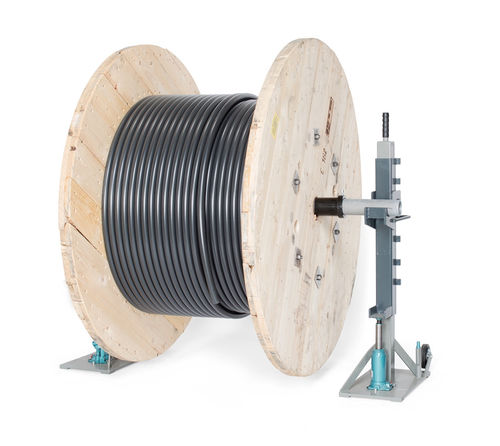 Desenrolador manual - TROMBOI 2003 - Kabelmat Wickeltechnik GmbH - de cabos / para carretel / com eixo
