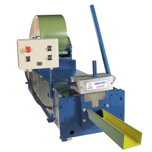 Perfiladeira para calhas pluviais - R300  - ARALTEC - para calhas em alumínio / para calhas retangulares / móvel