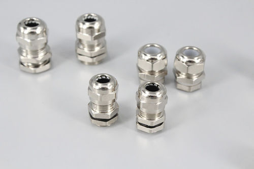 Prensa-cabo metálico - M8x1.25	 - DEMOELE / Wenzhou Duanmeng Electric Co.,Ltd - em nylon / em latão / em aço