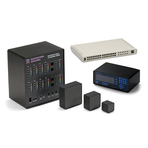 Caixa de montagem sob medida - UCS series - TAKACHI Electronics Enclosure Co., Ltd. - de mesa / retangular / em alumínio