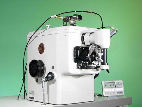 Máquina de costura overlock de 1 agulha - VTD410EV - Strobel Spezialmaschinen GmbH - de um único fio / para sapatos / fixa