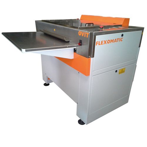 Máquina de limpeza de água - Flexomatic  - OVIT srl - com solvente / com escova / por aspersão