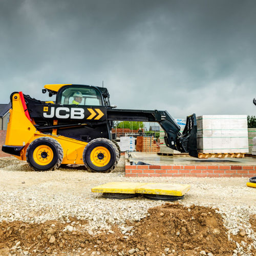 Minicarregadeira a diesel - 155  - JCB