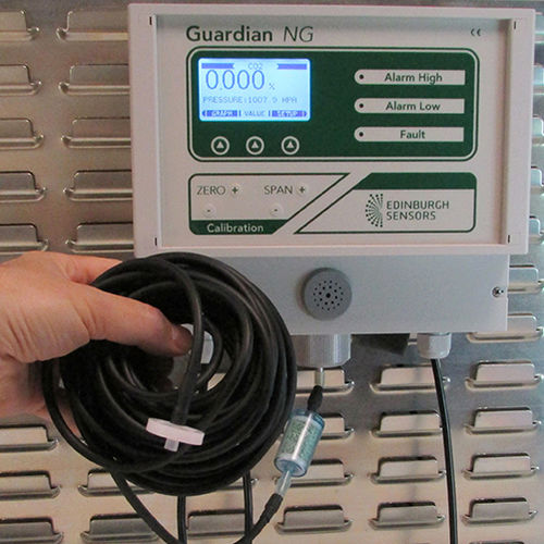 Calibrador para analisador de gases - EDINBURGH SENSORS - em kit