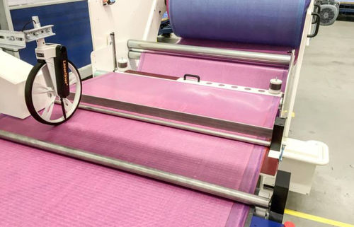Máquina de corte com faca - GUNNAR AG - para plásticos / para papelão / para rodapé