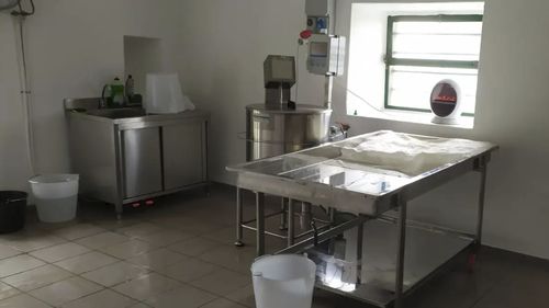 Máquina porcionadora de queijo de cabra - MP120 - Due Ci Inox Snc
