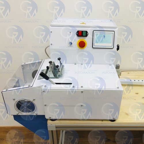 Máquina de corte a quente - GM70 - GM AUTOMAZIONI - com faca / para plásticos / para tecidos