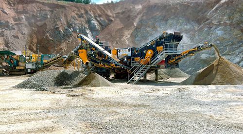 Planta de britagem e de peneiramento cônica - MCC series - Fabo Crushing Screening & Concrete Plants - móvel / de alta capacidade / para rochas duras