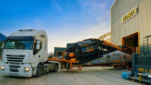 Central de concreto estacionária - COMPACT-180 - Fabo Crushing Screening & Concrete Plants - compacta / com esteira transportadora