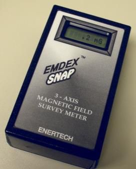 Medidor de campo magnético - EMDEX SNAP - EMDEX llc - com varredura de frequência / digital / portátil