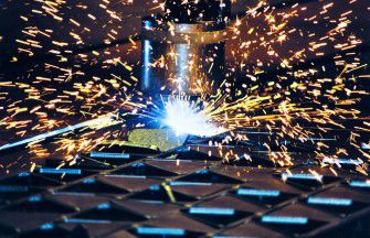 Corte de plasma - thyssenkrupp Materials - para metais não ferrosos / aço inoxidável / para grandes séries