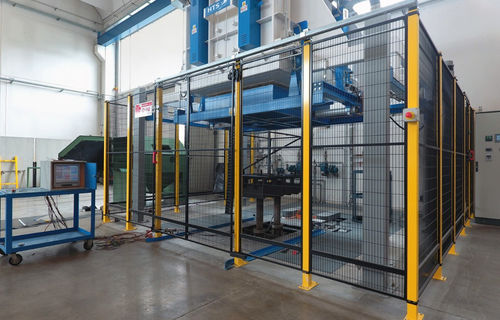 Estufa de campânula - 555 - HTS VACUUM FURNACES - de solubilização / elétrica / vertical
