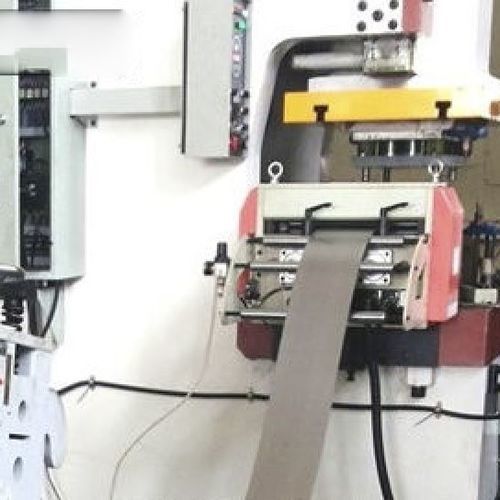 Alimentador de rolos - RNC-400B - Shenzhen Hong-Er Machine Equipment Co.,Ltd - pneumático / para placas / servocontrolado